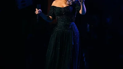 Адель пытается спасти отношения с бойфрендом