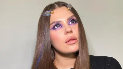 Розкута Саша Заріцька сфотографувалася в бюстгальтері