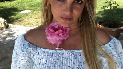 Брітні Спірс влаштувала спокусливі танці в бікіні та на шпильках