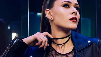 Без макіяжу і фотошопа - нове фото Юлії Саніної в купальнику