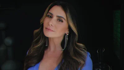 Зірка серіалу "Клон" приголомшила точеною фігуркою в бікіні