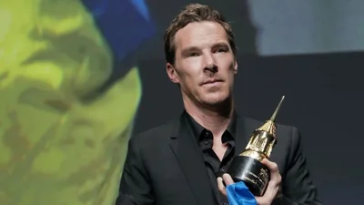 Бенедикт Камбербетч заявил, что примет украинцев в собственном доме