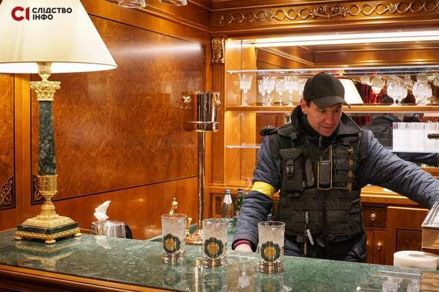 Показали 'золотой' вагон Медведчука и Укрзалізниця уже нашла ему применение - фото 541056