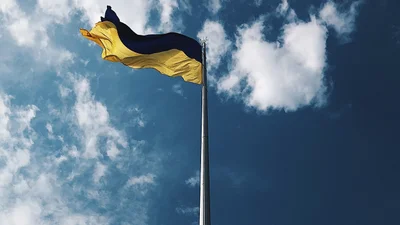 Журнал TIME создал интерактивную обложку с девочкой из Украины