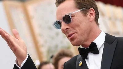 Оскар 2022: лише кілька зірок згадали про Україну в своїх образах для червоної доріжки