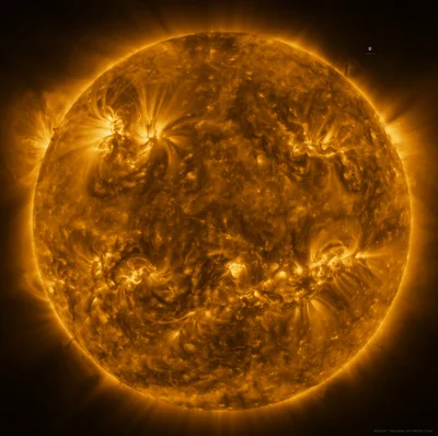Тебя очаруют фото Солнца, сделанные с ближайшего за всю историю расстояния - фото 541914