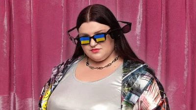 В яблучко: alyona alyona показала різницю між українськими та російськими блогерами