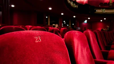 Театры и концертные залы: в Украине снова заработают заведения культуры и искусства