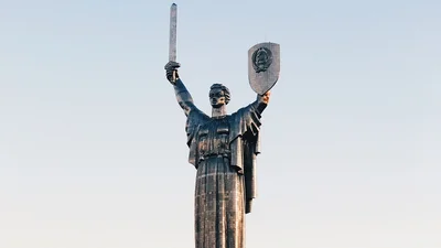 Киев украсил новый патриотический мурал