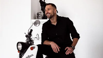 "Холостяк" Макс Михайлюк теж взяв до рук зброю, аби захищати Україну