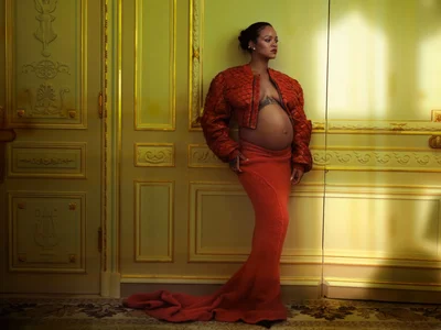 Беременная Рианна снялась в пикантной фотосессии для Vogue - фото 543006