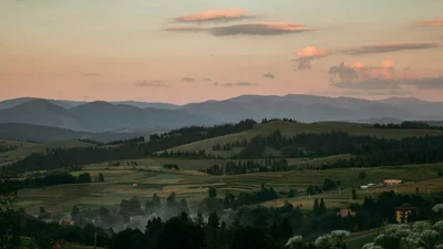 Украина встречает весну, а в Карпатах выпал снег, и вот фотодоказательство
