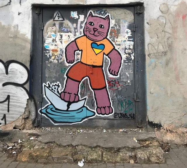 Патриотические котики: Одессу украсили граффити с котиками, которые дают тягла агрессору - фото 543372