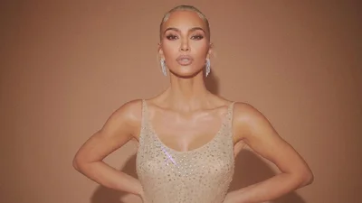 Всі обговорюють вихід Кім Кардашьян у "голій" сукні Мерілін Монро 60-річної давності