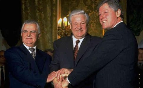 10 найвідоміших фото Леоніда Кравчука - першого президента незалежної України - 544358 10 найвідоміших фото Леоніда Кравчука - першого президента незалежної України - фото 544358