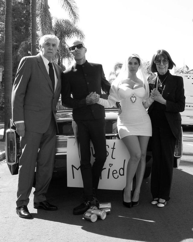 Кортні Кардашьян показала фото її весілля з Тревісом Баркером - фото 544587