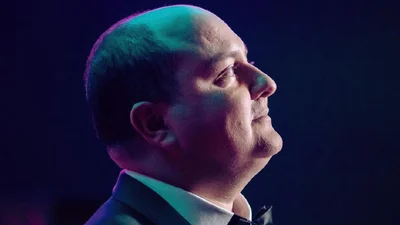 Два месяца разлуки: видео с возвращением Юрия Ткача из войска к семье трогает до слез