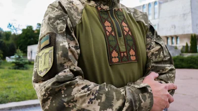 В Украине создали первую в мире боевую вышиванку, и она действительно оригинальна - фото 544729