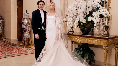 Бруклин Бекхэм и Никола Пельтц снялись в свадебной фотосессии