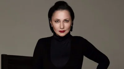 Все обсуждают кардинальное изменение имиджа Елены Мозговой – огромное тату и стрижку