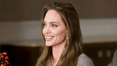 Анджелина Джоли носит украшение от нашего бренда с картой Украины, и вот доказательства