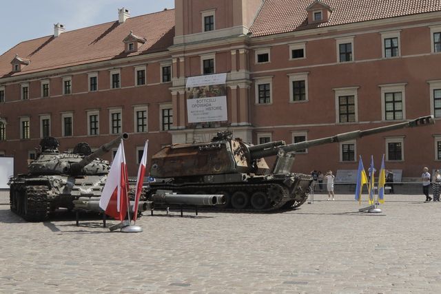 Любо дивитися: у Варшаві відкрили виставку російської техніки, яку знищили ЗСУ - фото 545981