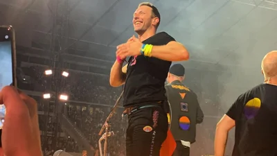 Coldplay заспівав хіт "Океану Ельзи" "Обійми" на концерті у Варшаві