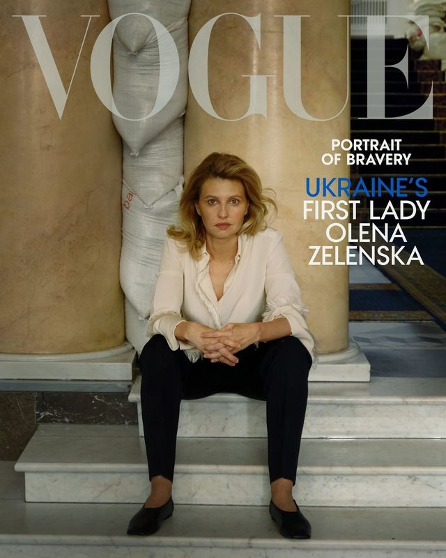 Женщины запустили флешмоб в поддержку Елены Зеленской, которую хейтят за съемку для Vogue - фото 547016