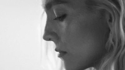 ROXOLANA выпустила сразу две версии легендарной песни Кузьмы Скрябина "Люди як кораблі"