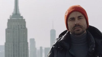 Андрій Бєдняков поділився символічним фото з Маріуполя