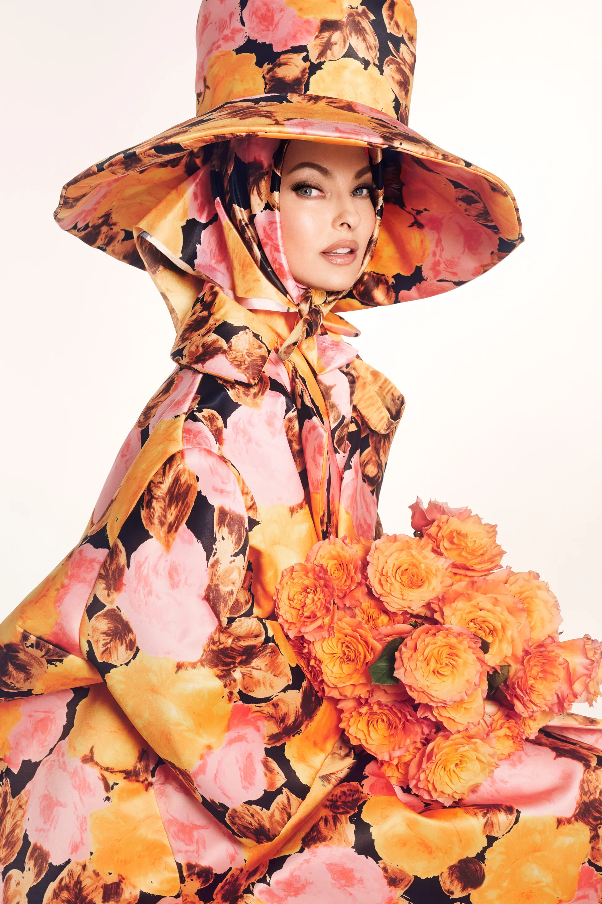 Супермодель 90-х Линда Евангелиста снялась для Vogue со скотчем на лице - 547761 Супермодель 90-х Линда Евангелиста снялась для Vogue со скотчем на лице - фото 547761
