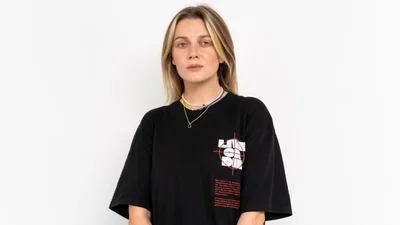 KOLA призналась, любит ли спать голенькой