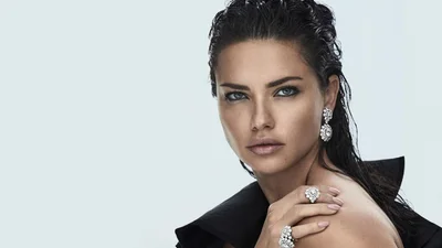 Супермодель Адриана Лима в третий раз стала мамой