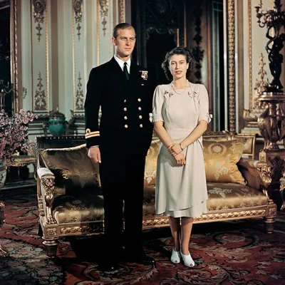 Они всегда смотрели нежно друг на друга: история любви Елизаветы II и принца Филиппа - фото 548594