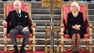 5 первых образов Камиллы Паркер-Боулз в роли королевы-консорта