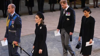 Кейт Миддлтон и Меган Маркл вместе посетили прощальную службу в Вестминстере