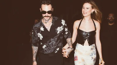 Солист Maroon 5 Адам Левин публично признал, что изменял жене