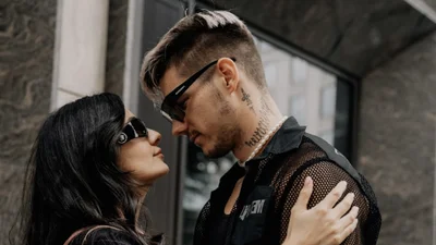 Блогеры Аня Тринчер и Александр Волошин поженились