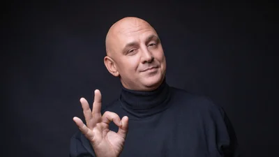 Коля Сєрга висміяв Потапа, який "заочно" боронив Україну