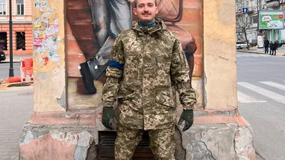 Коля Сєрга презентував кліп «Тільки разом» із епічними кадрами з передової