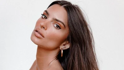 Після розлучення з чоловіком Емілі Ратажковскі здійснила камінгаут