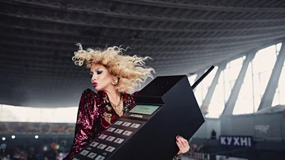 Оля Полякова посмеялась над россиянами, перепевшими ее хит "Королева ночи"