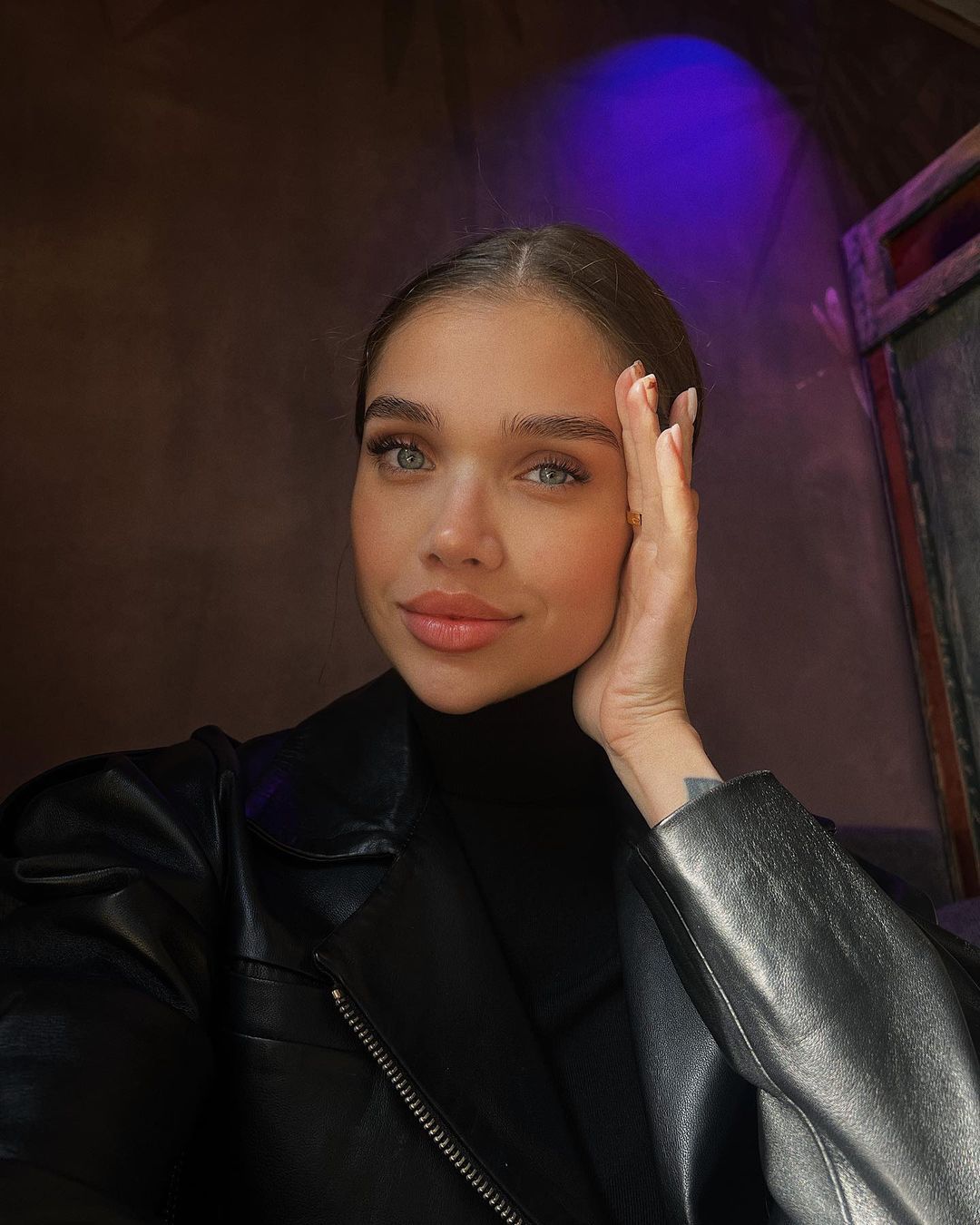 Саша Бо показала, как 'переделала' с помощью пластической операции свои губы - 550195 Саша Бо показала, как 'переделала' с помощью пластической операции свои губы - фото 550195