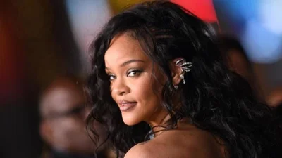 Рианна выпустила первую за 6 лет песню "Lift Me Up"