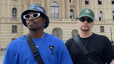 Новый хит TikTok: TVORCHI выпустили ироничный трек "Вимкни телефон"