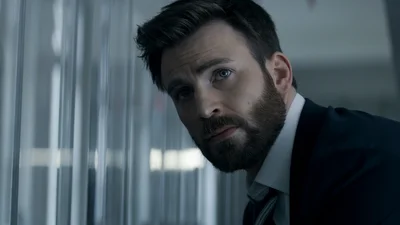 Вот с кем встречается самый сексуальный мужчина 2022 года – Крис Эванс