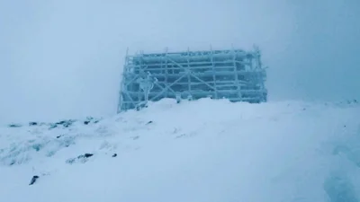 В Карпатах выпало до метра снега, и вот зимне-морозные фото