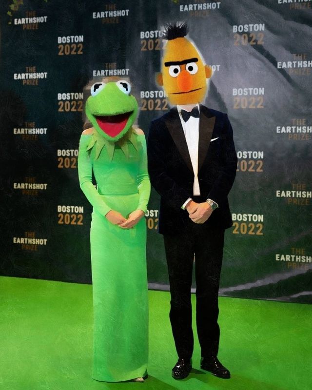 Зеленое платье Кейт Миддлтон попало в мемы - фото 551250