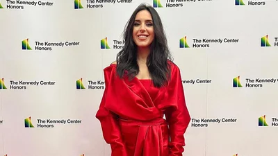 Джамала в роскошном платье показала, как встретилась в США с Клуни, Боно, Джулией Робертс