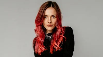 MamaRika випустила кліп на свій новий трек "Зоря", який нагадує, що світло перемагає